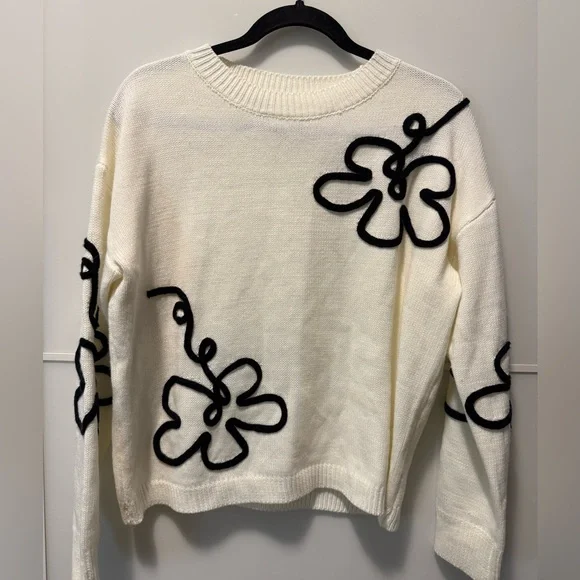 Floral Textured Cream Knitted Sweater - Picture 4 of 7